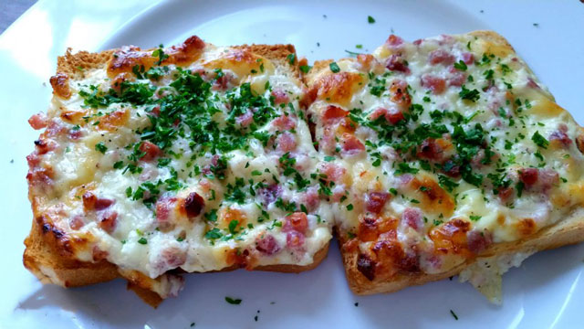 Flammkuchentoast