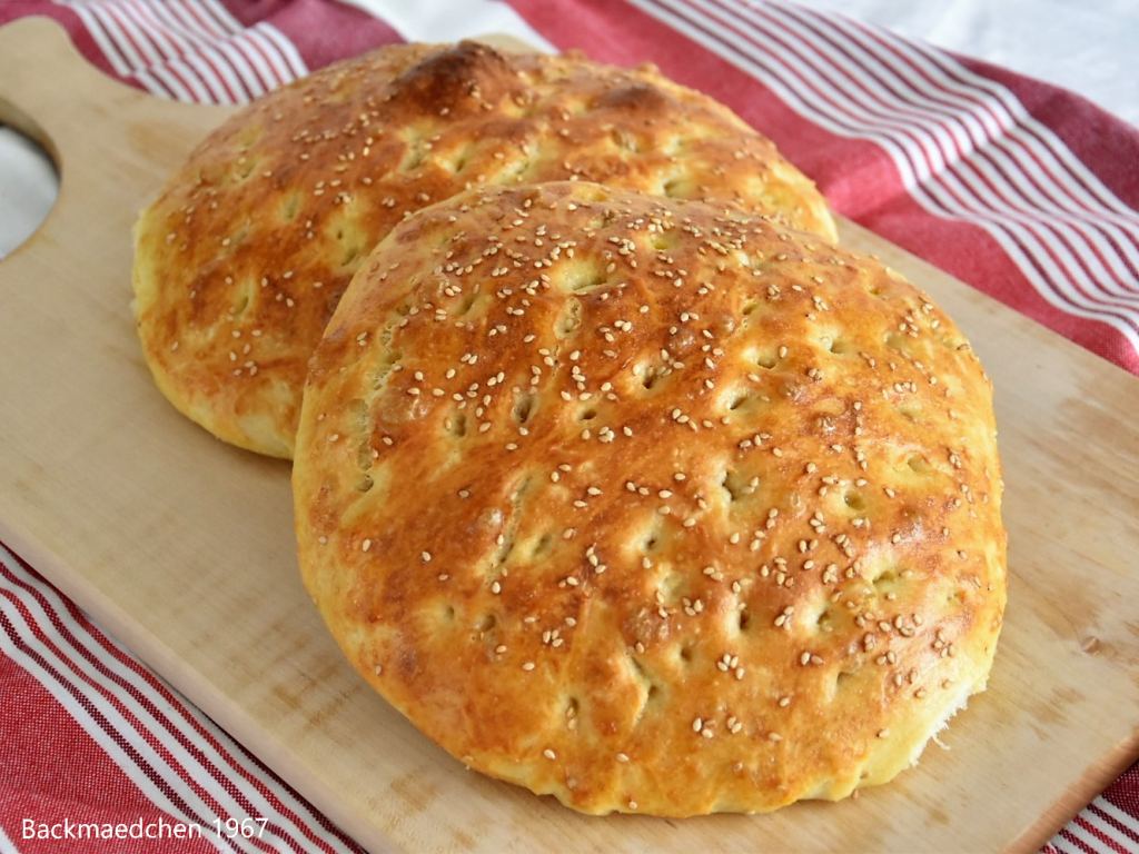 T rkisches Fladenbrot Backmaedchen 1967