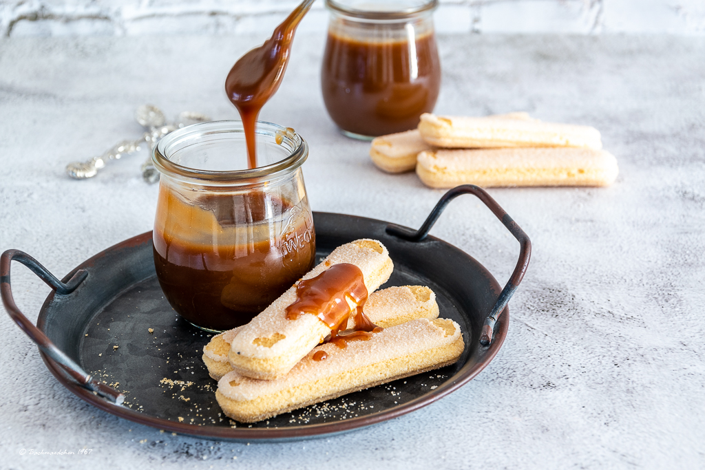 Sahnige Karamell-Soße selber machen - Backmaedchen 1967 Sahnige Karamell-Soße selber machen - Backmaedchen 1967