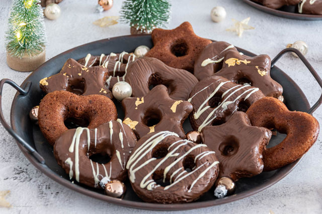 weiche Lebkuchen Herzen, Brezeln und Sterne