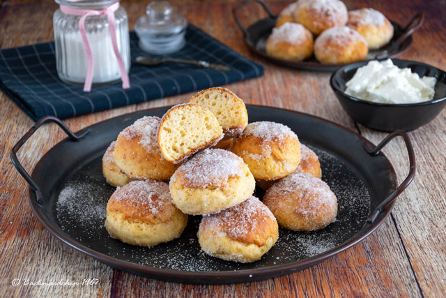 Quarkbällchen aus dem Backofen-image