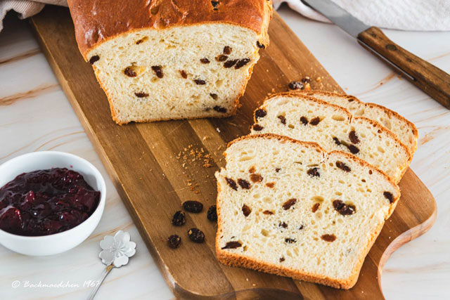 Rosinenbrot-Rosinenstuten