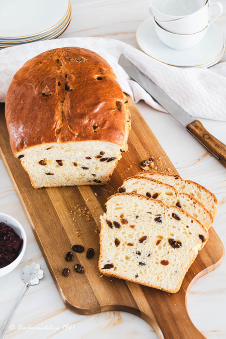Rosinenbrot-Rosinenstuten